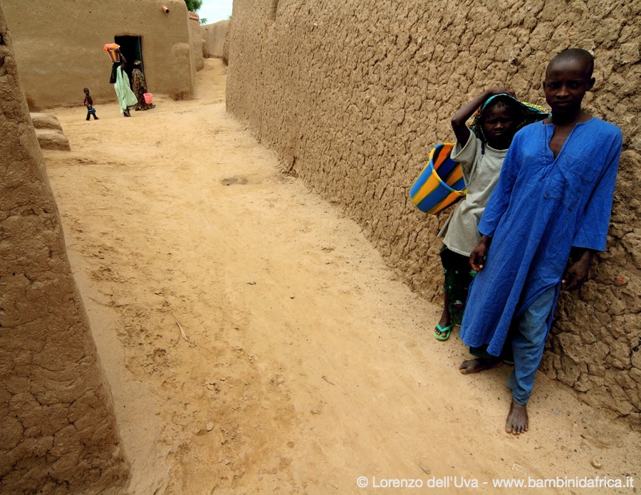 childrenofafrica -  2005 Lorenzo dell